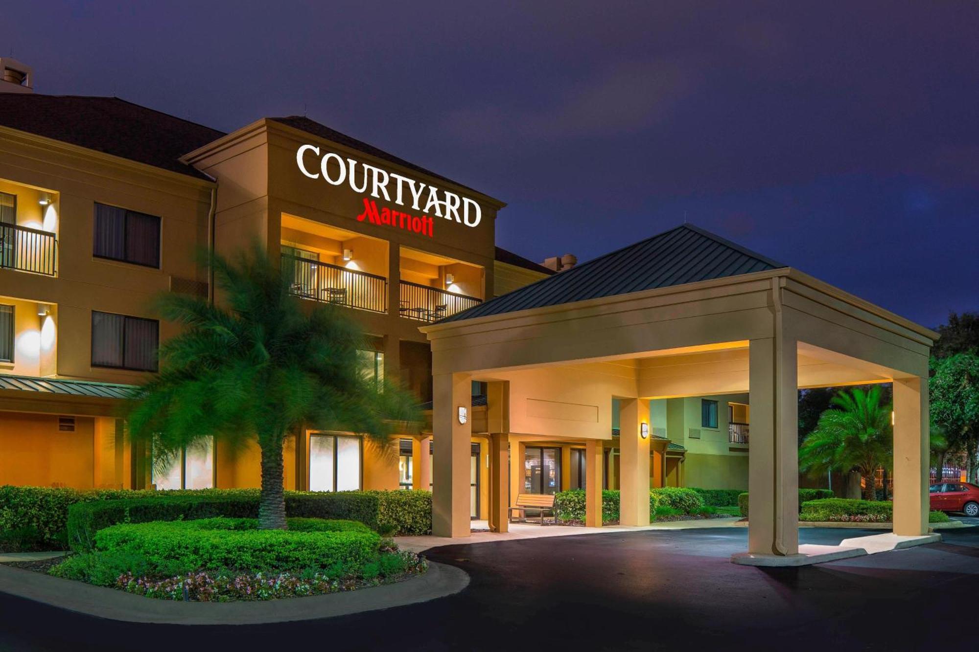 Отель Courtyard By Marriott Daytona Beach Speedway/Airport Экстерьер фото