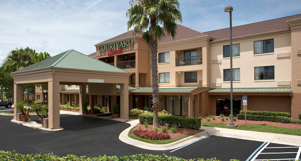 Отель Courtyard By Marriott Daytona Beach Speedway/Airport Экстерьер фото